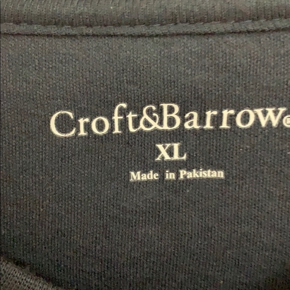 Croft & Barrow long sleeve 3 button casual top - Picture 4 of 4